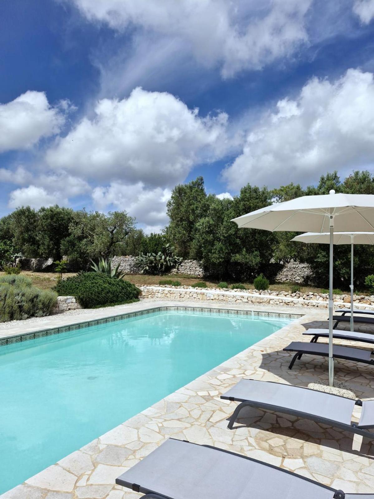 Вилла Trullo Tranquillo Остуни Экстерьер фото